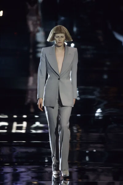 Look 5